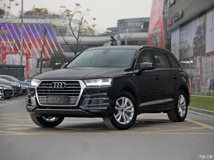 奧迪(進(jìn)口) 奧迪Q7 2019款 45 TFSI 舒適型